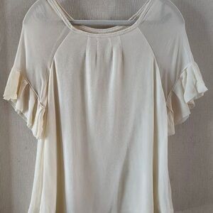 Chic Cream Women's Blouse with Ruffled Sleeves